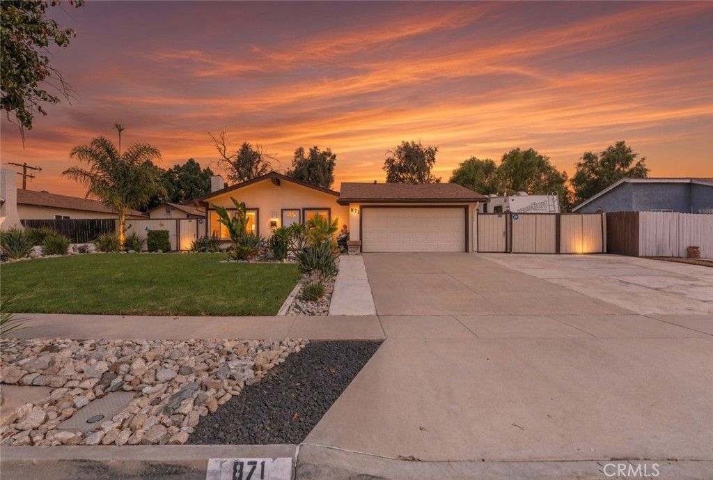871 W Francis, Corona, CA 92882 — photo 3
