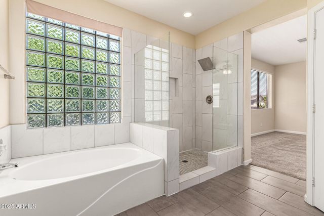 6804 W LONE CACTUS Drive, Glendale, AZ 85308