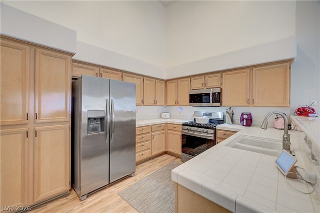 5671 Whale Watch Street, Las Vegas, NV 89113