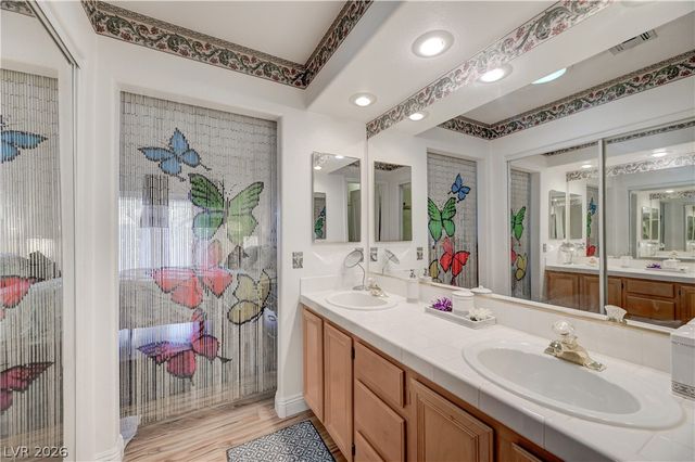 5671 Whale Watch Street, Las Vegas, NV 89113