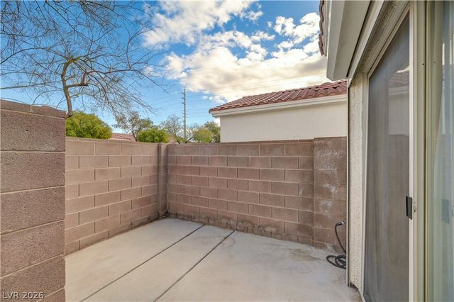 5671 Whale Watch Street, Las Vegas, NV 89113