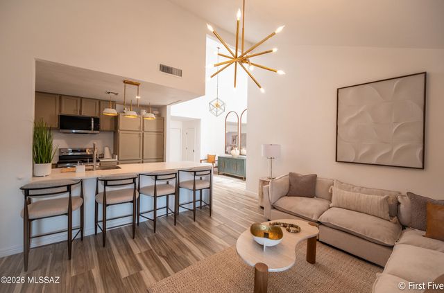 3210 E Calle de la Punta Apt 6, Tucson, AZ 85718