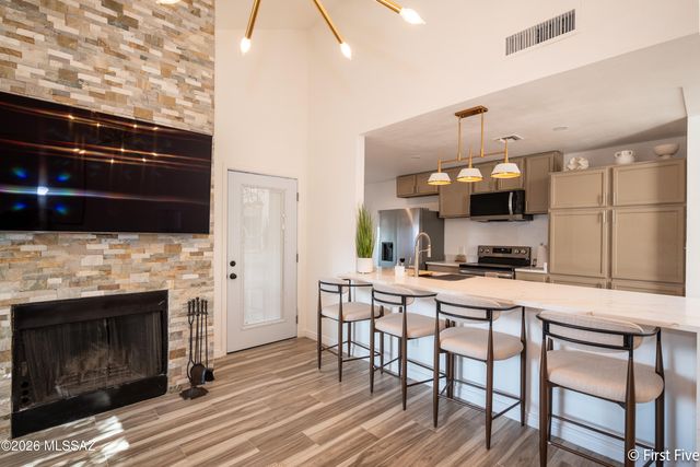 3210 E Calle de la Punta Apt 6, Tucson, AZ 85718