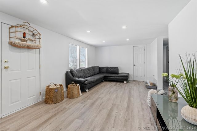 3301 Stobtown, Ardmore, OK 73401