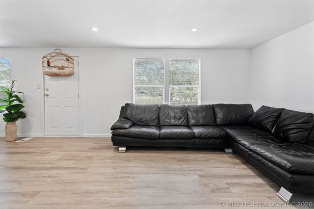 3301 Stobtown, Ardmore, OK 73401