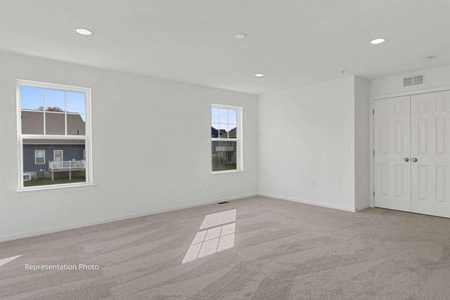 585 SWEET HONEY LN, Mechanicsburg, PA 17055