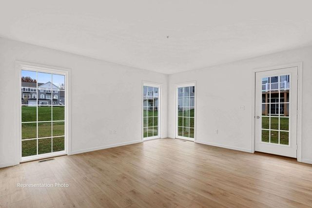 585 SWEET HONEY LN, Mechanicsburg, PA 17055