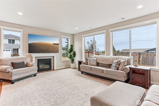 806 76th Drive SE, Lake Stevens, WA 98258