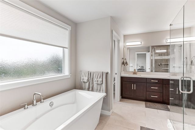 806 76th Drive SE, Lake Stevens, WA 98258