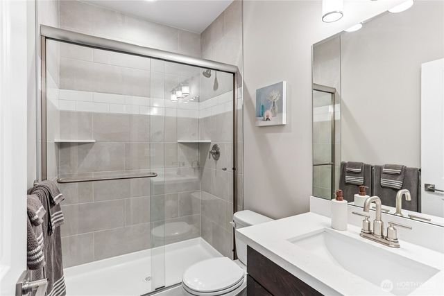 806 76th Drive SE, Lake Stevens, WA 98258