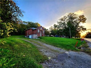 1750 Harbor Edinburg Rd, Union Twp, PA 16116