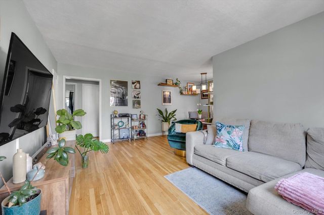 69-23 213 Street A, Bayside, NY 11364