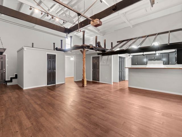 2026 East Lake, Gladewater, TX 75647