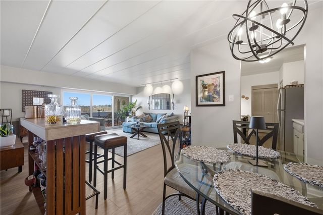 53 Highland Rd 401, Bethel Park, PA 15102