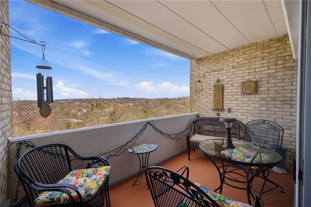 53 Highland Rd 401, Bethel Park, PA 15102