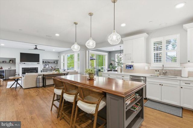 402 RUYSCH LN, Gambrills, MD 21054