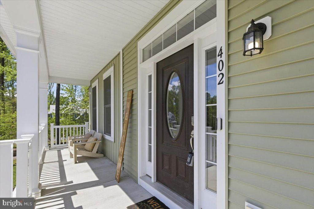 Image 4 of property listing at 402 RUYSCH LN, Gambrills, MD 21054