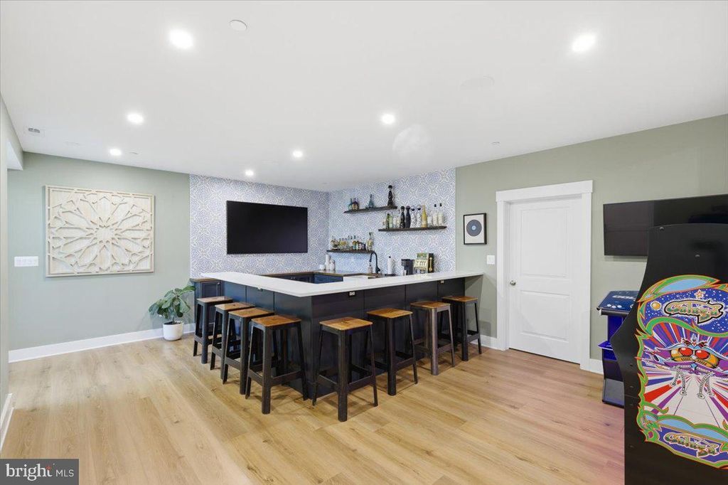 Image 47 of property listing at 402 RUYSCH LN, Gambrills, MD 21054