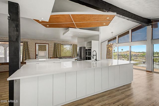 306 W CAMINO Vista, Phoenix, AZ 85021