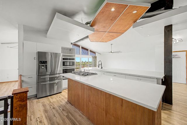 306 W CAMINO Vista, Phoenix, AZ 85021