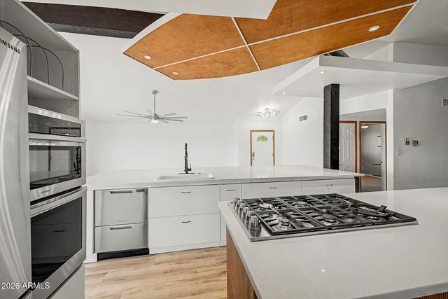 306 W CAMINO Vista, Phoenix, AZ 85021