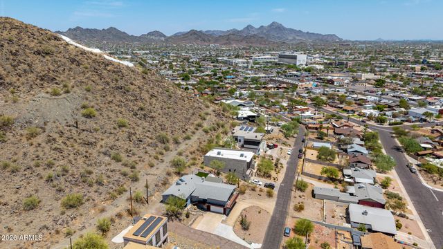 306 W CAMINO Vista, Phoenix, AZ 85021