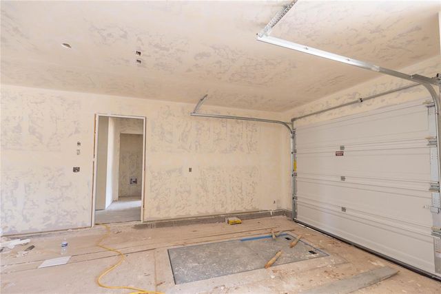 9208 NW 86th Street, Yukon, OK 73099
