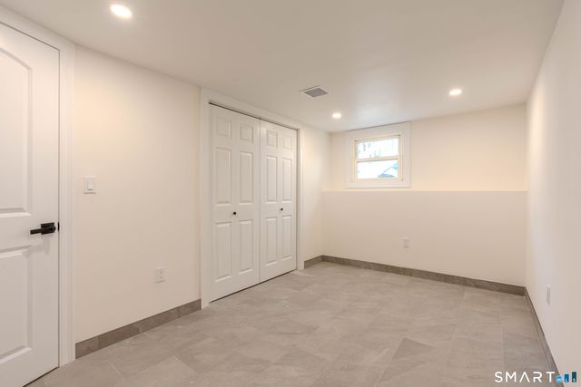 4 Robins Square East, Norwalk, CT 06854