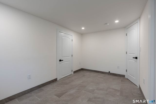 4 Robins Square East, Norwalk, CT 06854