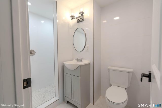 4 Robins Square East, Norwalk, CT 06854