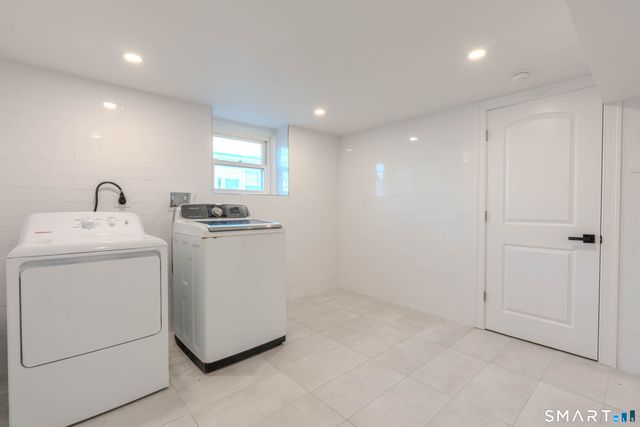 4 Robins Square East, Norwalk, CT 06854