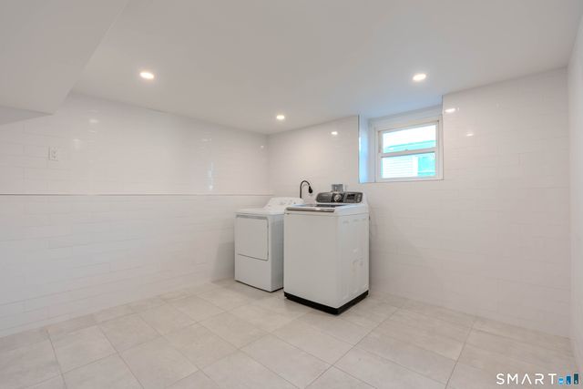 4 Robins Square East, Norwalk, CT 06854