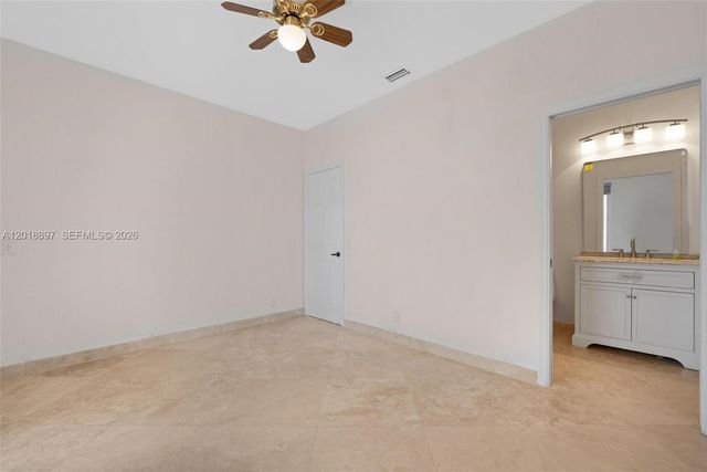 1666 Victoria Pointe Cir, Weston, FL 33327