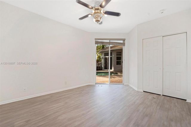 1666 Victoria Pointe Cir, Weston, FL 33327