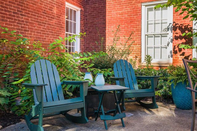 101 W Village Dr Apt 103, Staunton, VA 24401