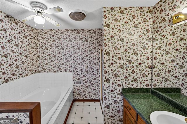 5682 Hartley Bridge Road, Macon, GA 31216