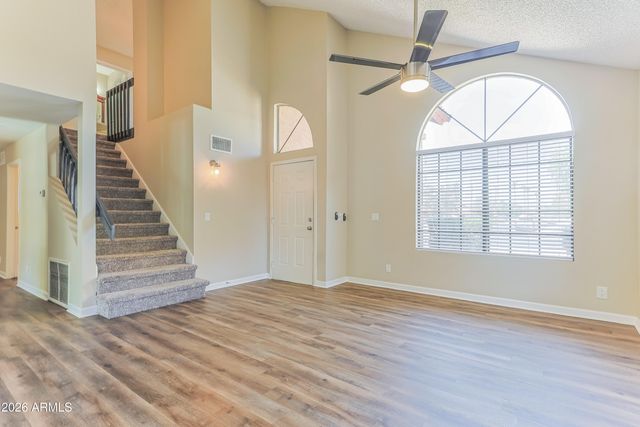 307 S OCEAN Drive, Gilbert, AZ 85233