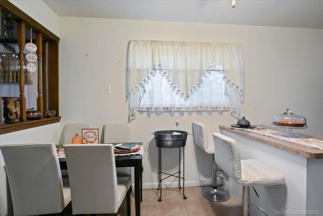 35980 Carlisle Street, Clinton Twp, MI 48035