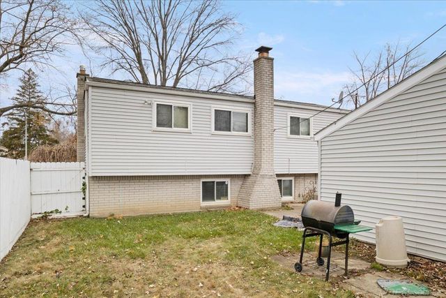 35980 Carlisle Street, Clinton Twp, MI 48035