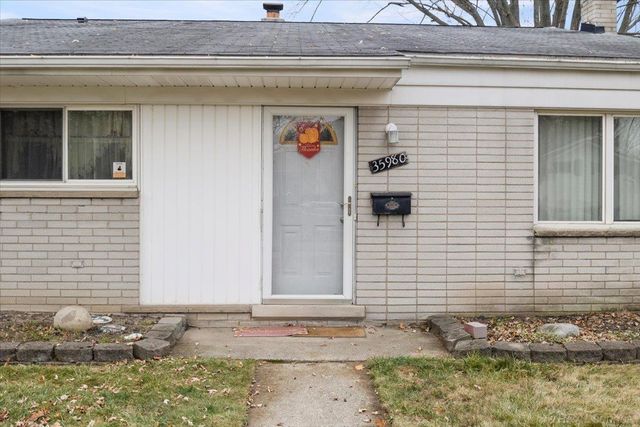 35980 Carlisle Street, Clinton Twp, MI 48035