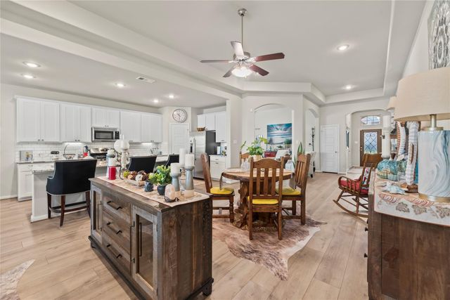 25008 Calais New Court, Kingwood, TX 77339