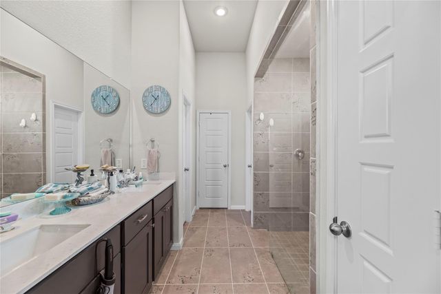 25008 Calais New Court, Kingwood, TX 77339