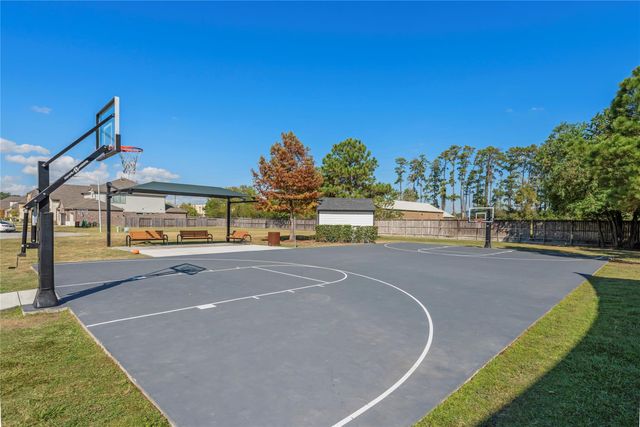 25008 Calais New Court, Kingwood, TX 77339
