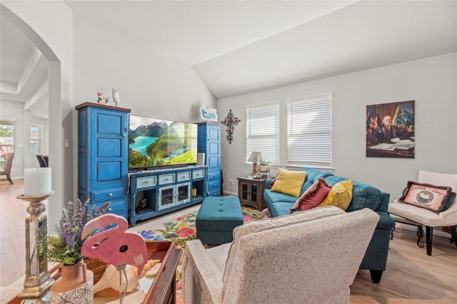 25008 Calais New Court, Kingwood, TX 77339