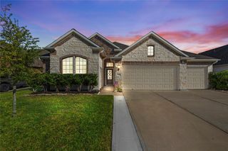 25008 Calais New Court, Kingwood, TX 77339