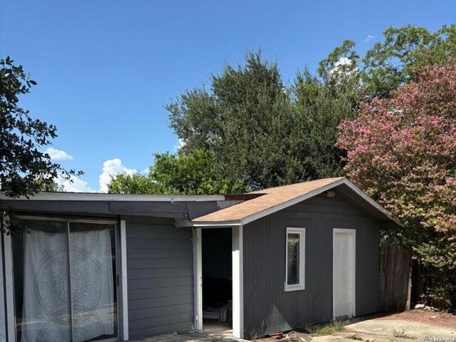 3107 GOLDEN AVE, San Antonio, TX 78211