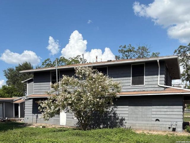 3107 GOLDEN AVE, San Antonio, TX 78211