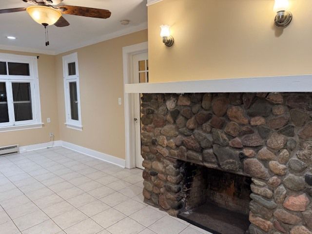 371 Fulton Street 2, Elgin, IL 60120