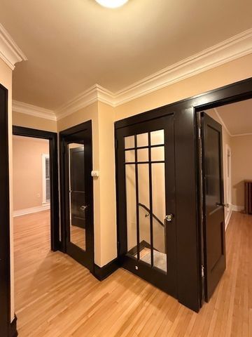 371 Fulton Street 2, Elgin, IL 60120