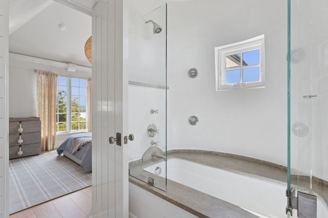 32 Edgewater Hillside, Westport, CT 06880